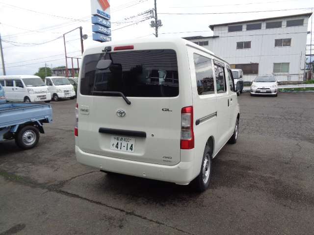 Toyota Town Ace Van 4