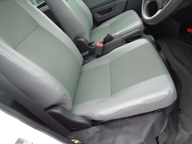 Toyota Town Ace Van 9