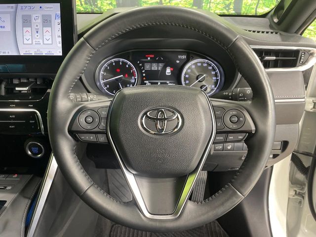 Toyota Harrier 11