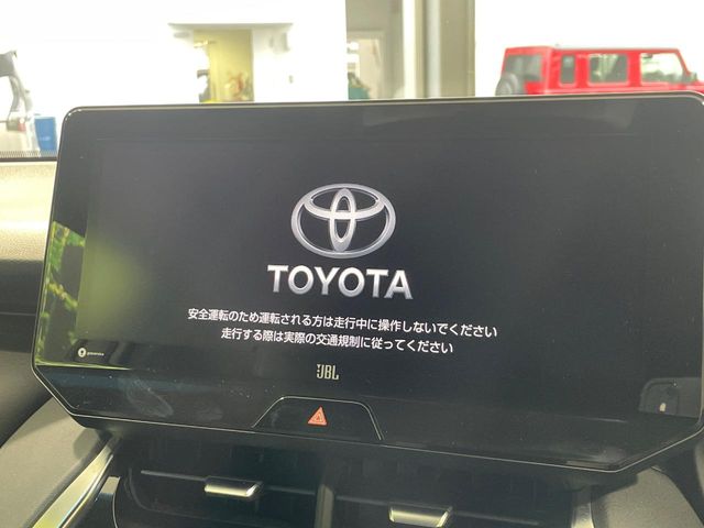 Toyota Harrier 3