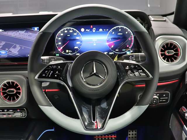 Mercedes-Benz G-Class 3