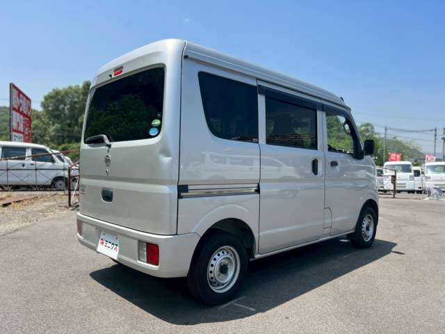 Nissan NV100 Clipper 5