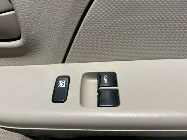 Nissan NV100 Clipper 8