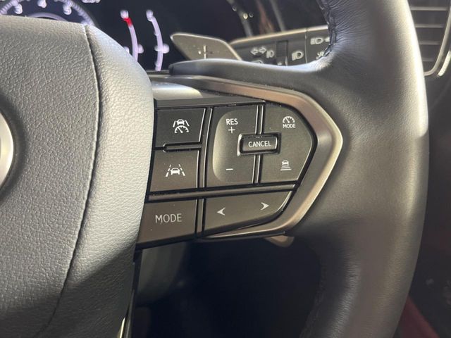 Lexus NX 7