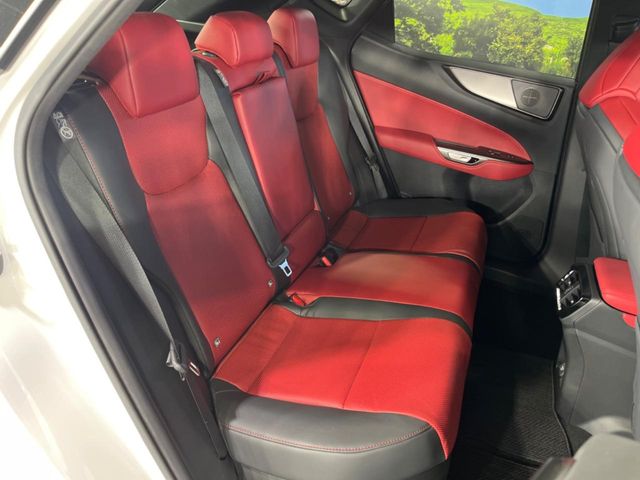 Lexus NX 9