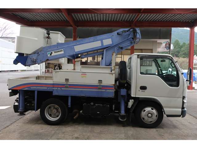 Isuzu Elf 3