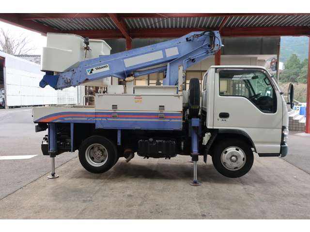 Isuzu Elf 10