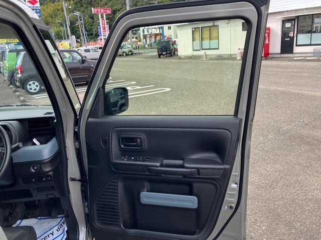 Suzuki Spacia Base 11