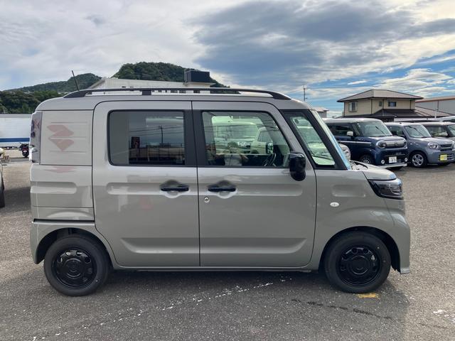 Suzuki Spacia Base 4