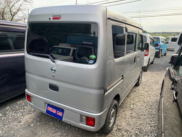 Nissan NV100 Clipper 11