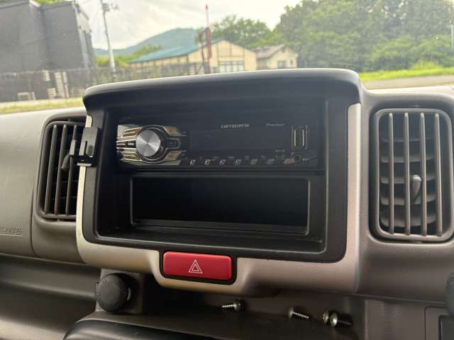 Suzuki Every 12