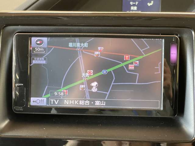Toyota Voxy 4