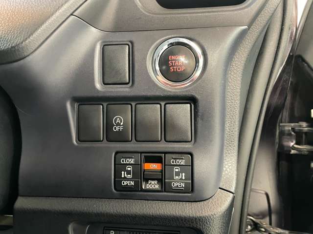 Toyota Voxy 7