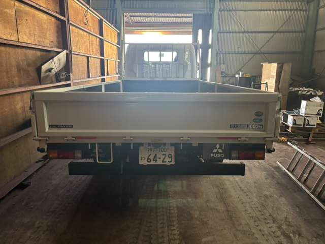 Mitsubishi Fuso Canter 11