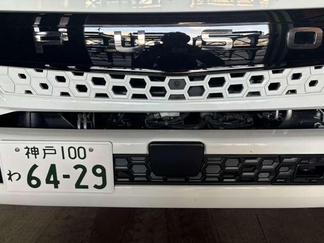 Mitsubishi Fuso Canter 3