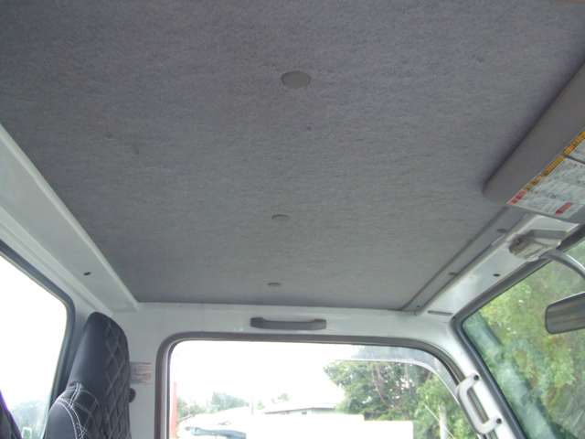 Isuzu Elf 10
