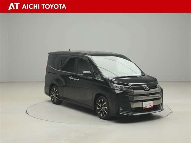 Toyota Noah 8