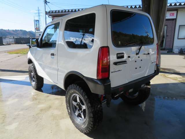 Suzuki Jimny 5