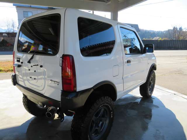 Suzuki Jimny 7
