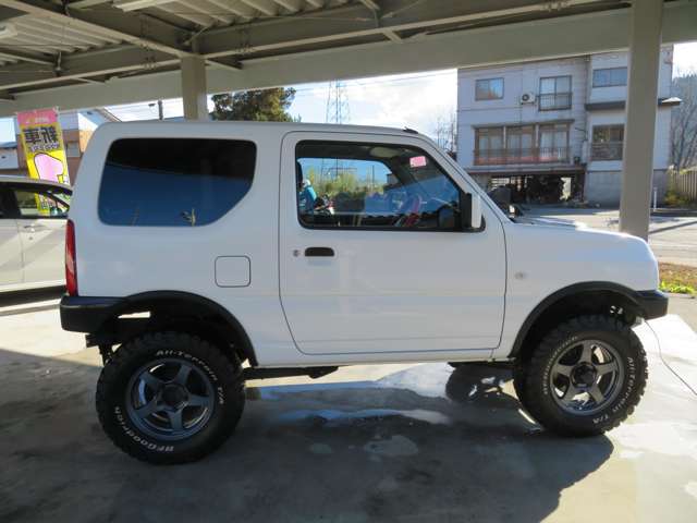 Suzuki Jimny 8