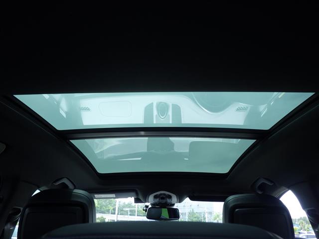 Porsche Macan 6