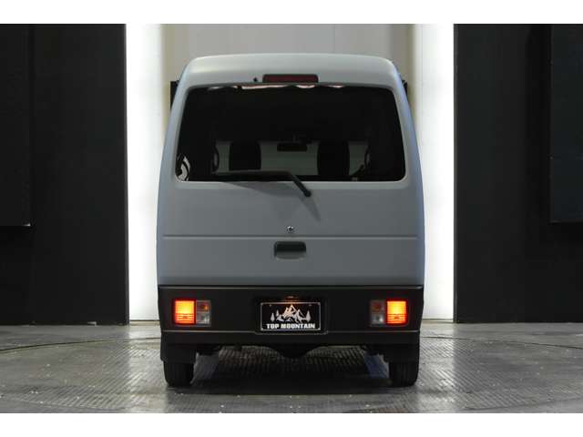 Suzuki Every 12