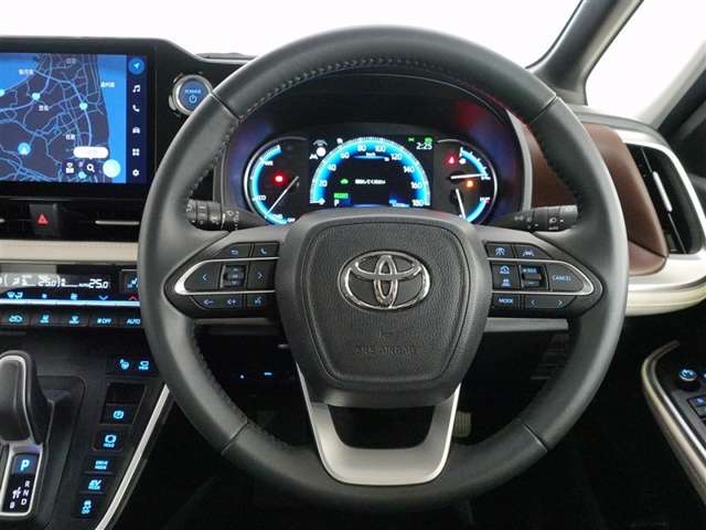 Toyota Noah 11