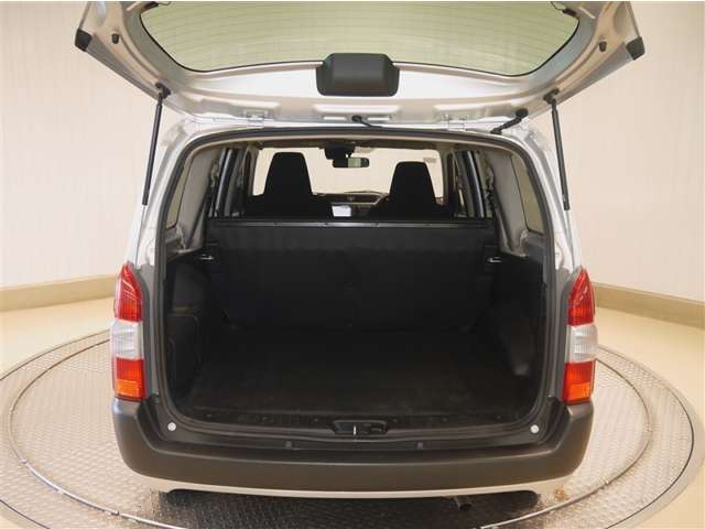 Toyota Probox Van 8