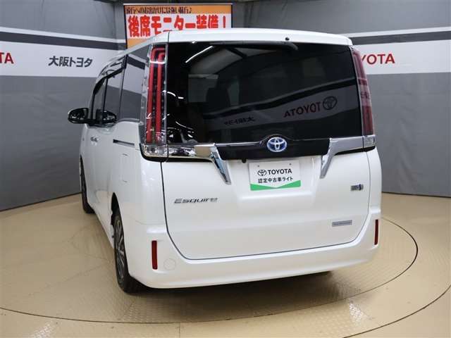 Toyota Esquire 6