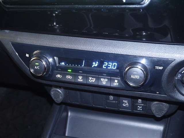 Toyota Hilux 12