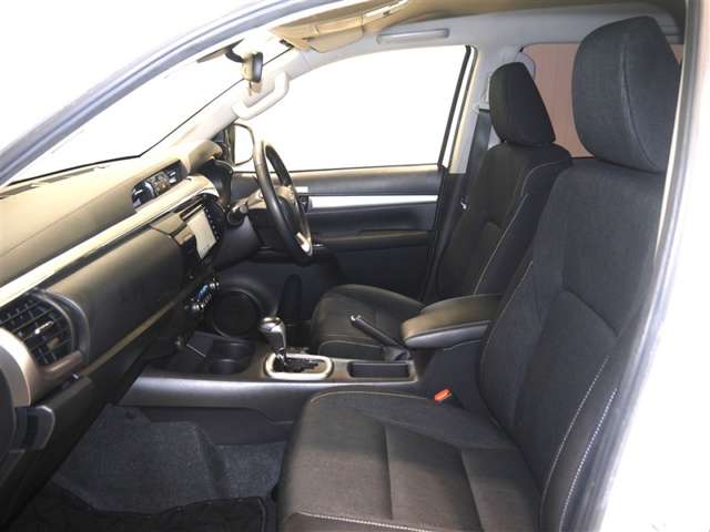 Toyota Hilux 9