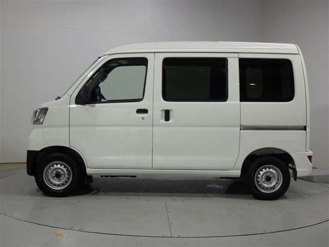 Daihatsu Hijet Cargo 2
