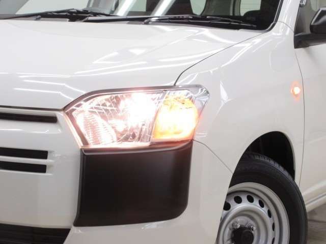 Toyota Probox Van 7