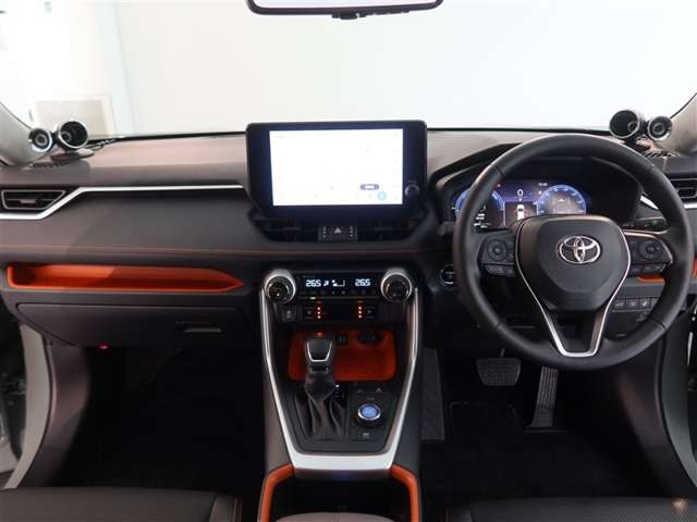 Toyota RAV4 8