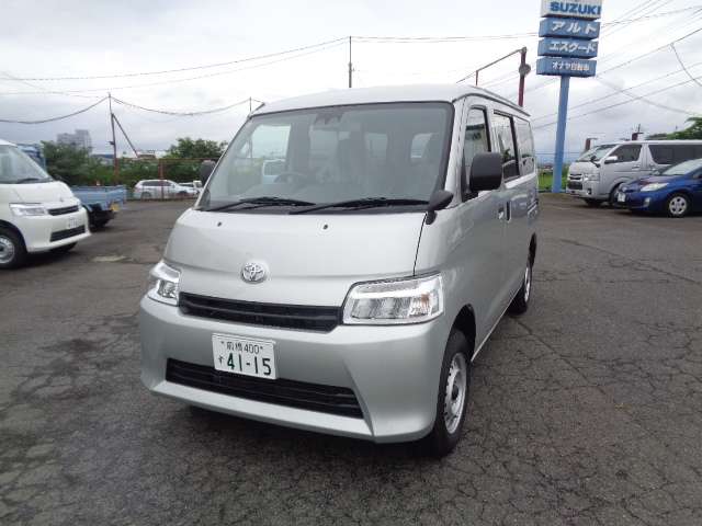 Toyota Town Ace Van 2