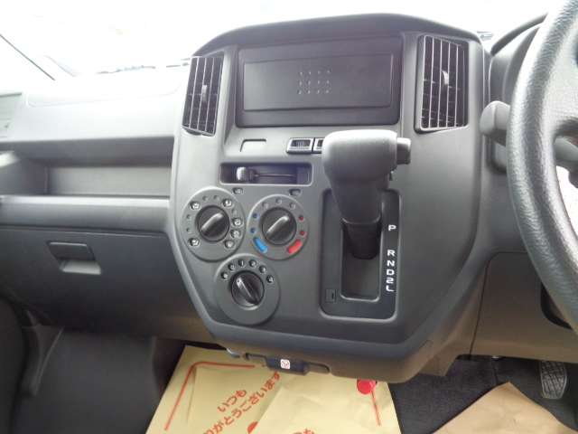Toyota Town Ace Van 10