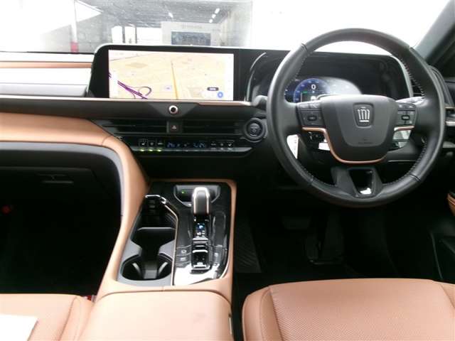 Toyota Crown Sport 2