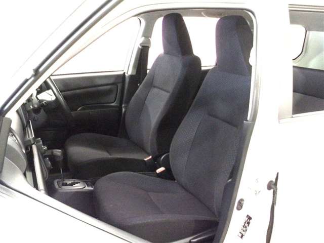 Toyota Probox Van 11