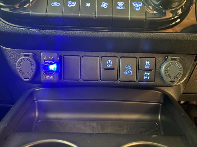 Toyota Hilux 12
