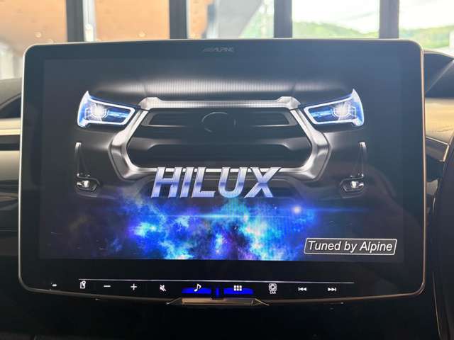 Toyota Hilux 3