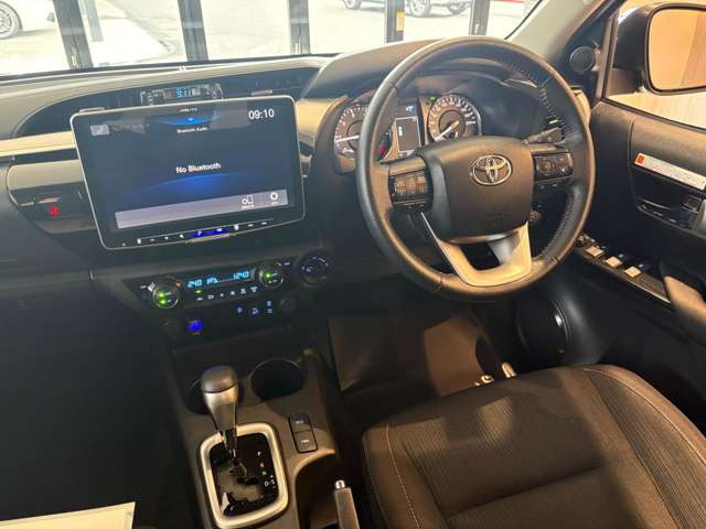 Toyota Hilux 4