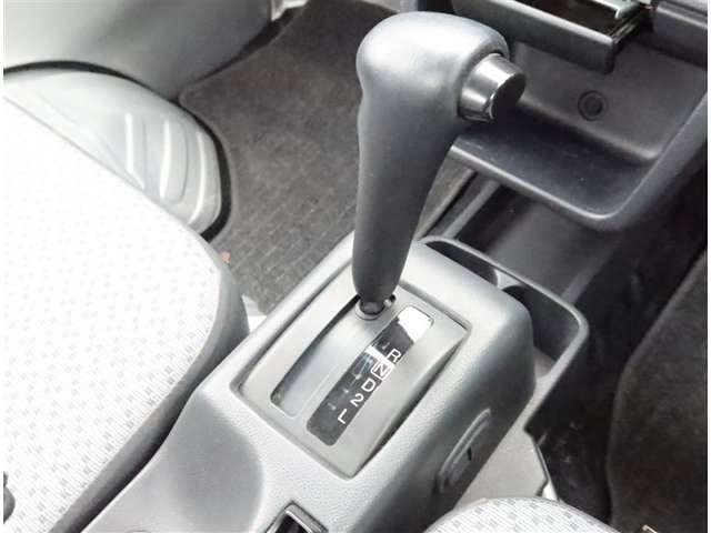 Suzuki Carry 8