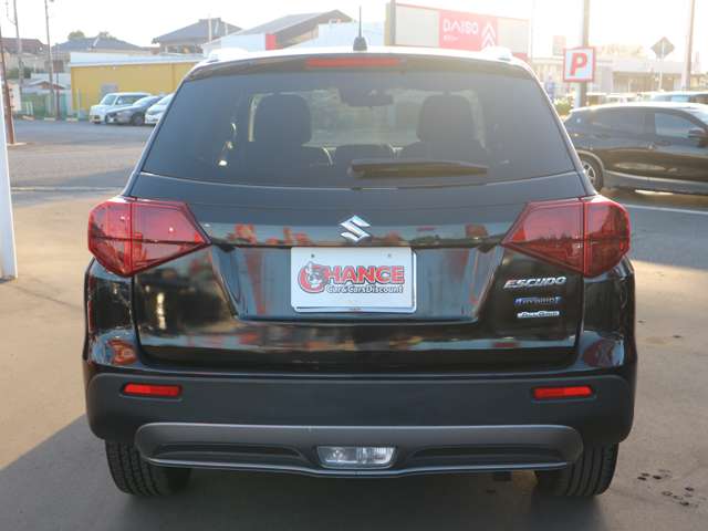 Suzuki Escudo 8
