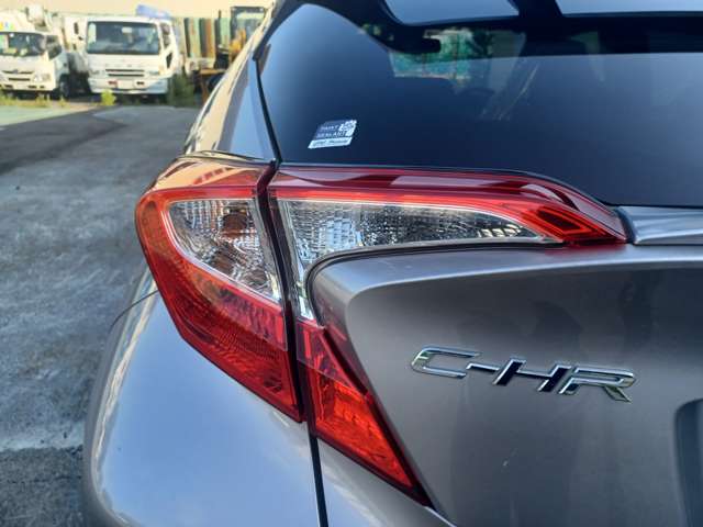Toyota C-HR 11