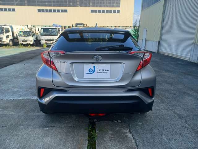 Toyota C-HR 8