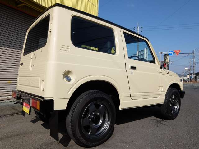 Suzuki Jimny 6