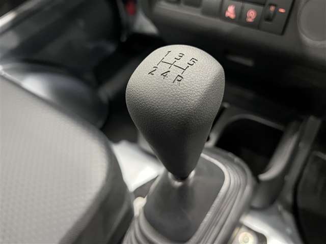 Daihatsu Hijet Truck 2
