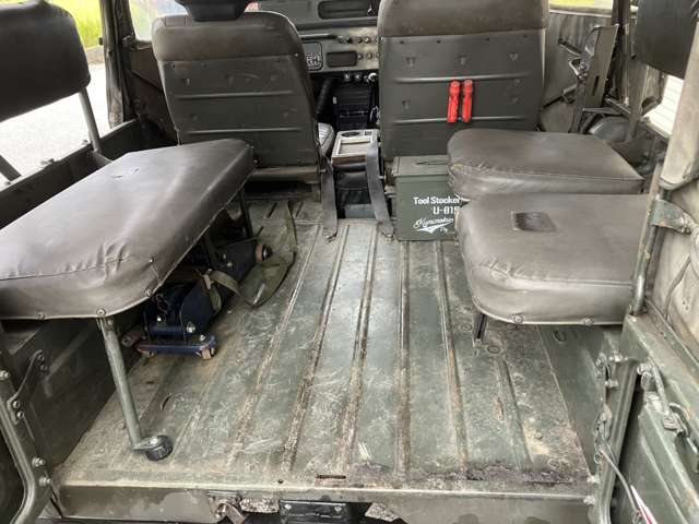 Mitsubishi Jeep 9
