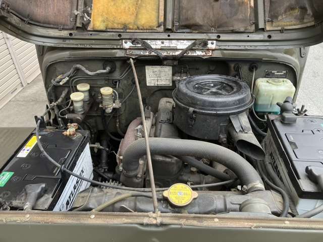 Mitsubishi Jeep 10