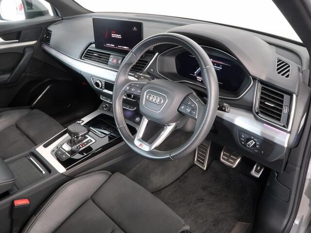 Audi Q5 10